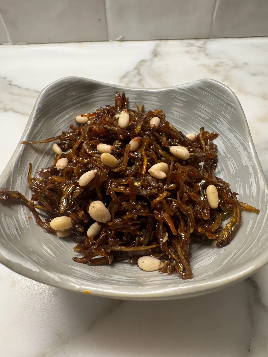 Korean Stir-Fried Anchovies